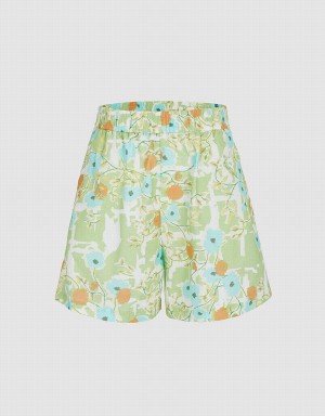 Urban Revivo Allover Print Elastic Waist Women's Shorts Green | BKQ8817RI