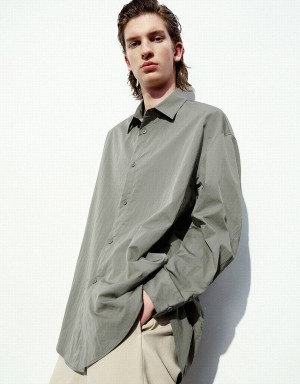 Urban Revivo Drop Shoulder Sleeve Oversized Men's Shirts Green | GWL5729ZT