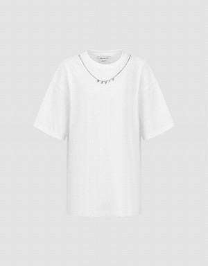 Urban Revivo Necklace Decor Crew Neck Loose Women's T Shirts White | NSO2145XQ