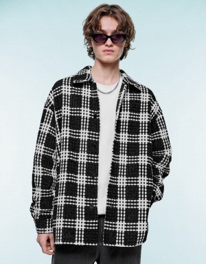 Urban Revivo Plaid Loose Checkered Men's Jackets Black | JAU3077CL