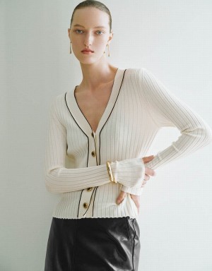 Urban Revivo Skinny V-Neck Knitted Women's Cardigan White | AQT416EM