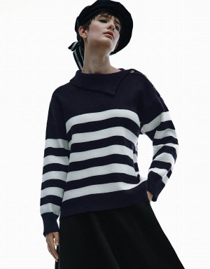 Urban Revivo Striped Knitted Women's Cardigan Blue | EHU19GT