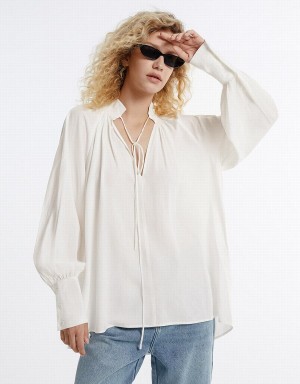 Urban Revivo Tie Front Women's Blouse White | ZLP3365VD