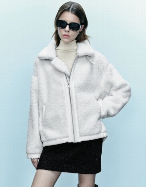 Urban Revivo Zipper Front Furry Women's Coats White | DUP4817QA