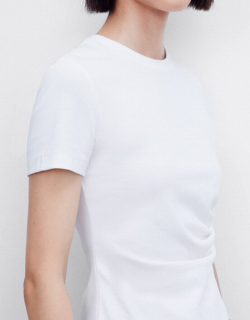 Urban Revivo Asymmetrical Hem Women's T Shirts White | OCI8186VE