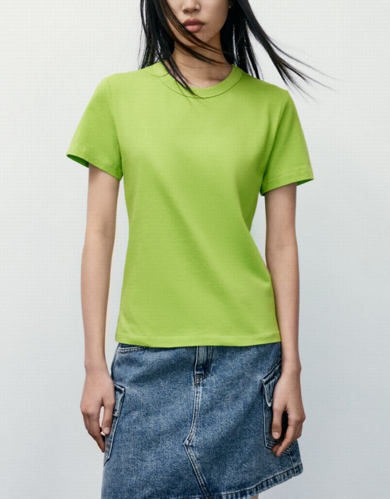 Urban Revivo Basic Crew Neck Women's T Shirts Light Green | HPS838QQ