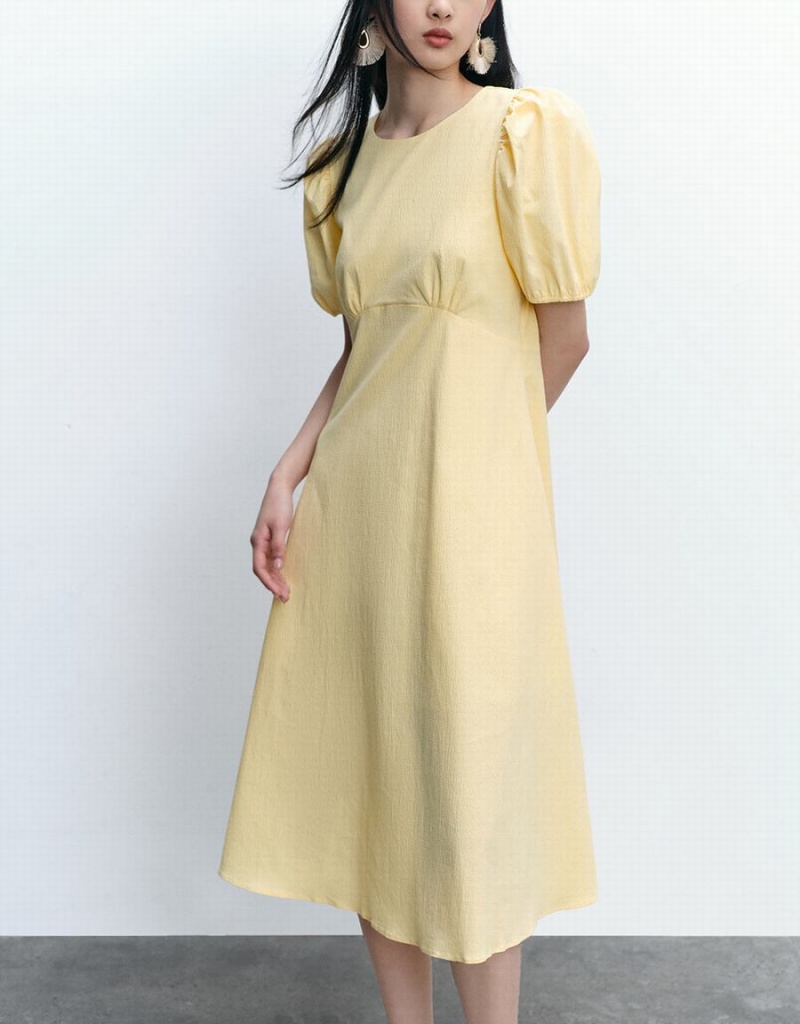 Urban Revivo Crew Neck Midi Skater Women's Dress Yellow | ANT5380DV