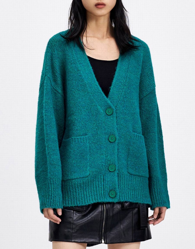 Urban Revivo Drop Shoulder Patched Pocket Button Up Women's Cardigan Green | SFT1142MZ