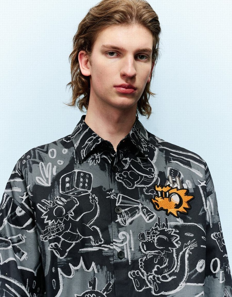 Urban Revivo Graffiti Printed Button Up Loose Men's Shirts Black | ITO1515NL