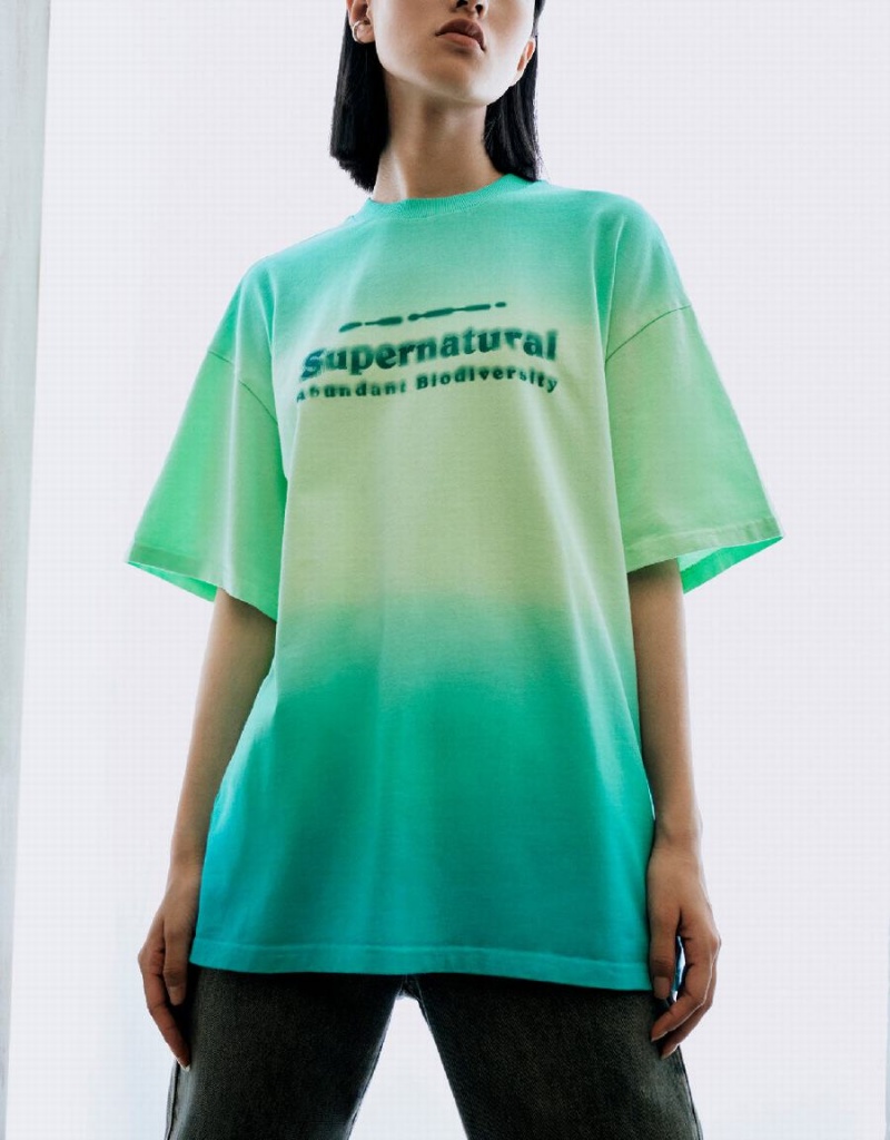 Urban Revivo Letter Printed Gradient Women's T Shirts Green | MUA8374EG