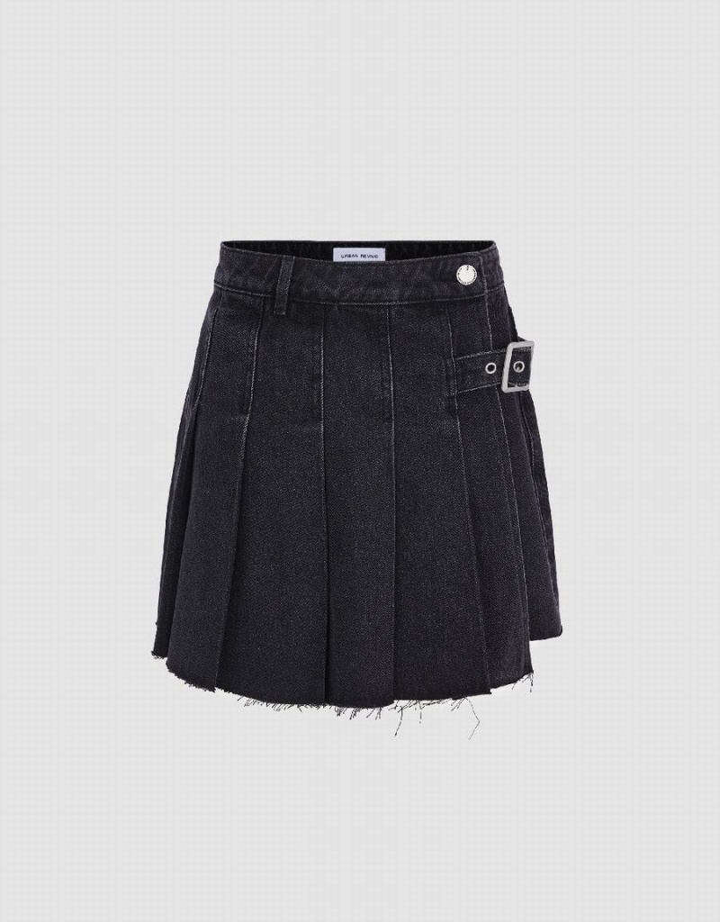 Urban Revivo Pleated Denim With Belt Women\'s Shorts Black | CZH4047VM