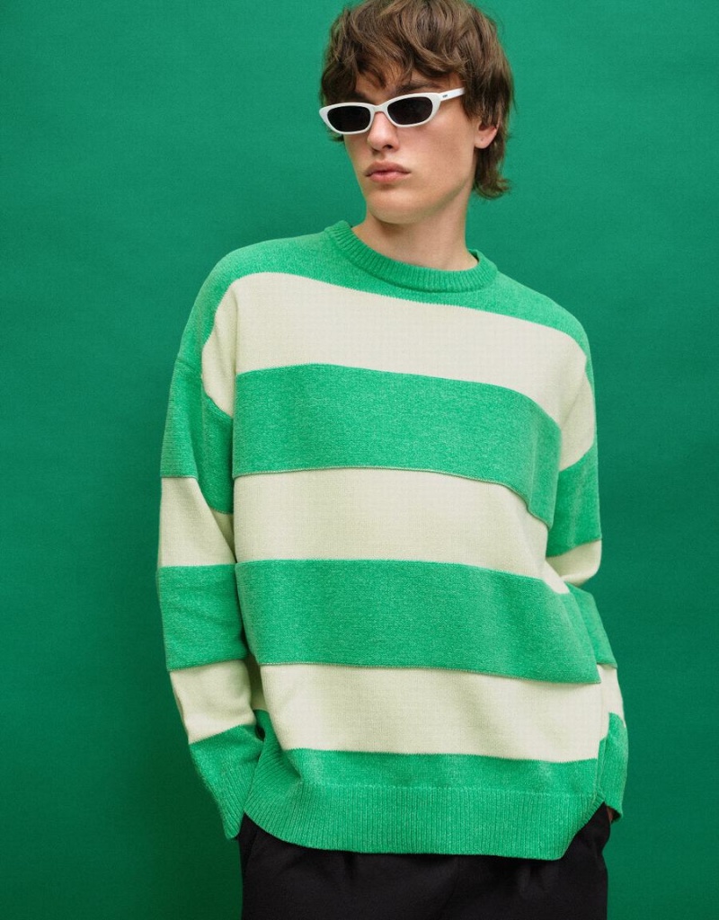 Urban Revivo Striped Crew Neck Knitted Men\'s Cardigan Green | KEK8197XR